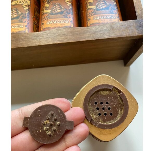 Vintage Spice Shakers Tin Decorative Kitchen Storage 70s Made in Japan Java - Picture 5 of 7